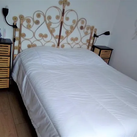 Duplex With Terrace, A C, Wi Fi & Garage Surrounded By Golf Courses Saint-Raphaël